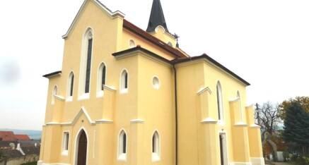 Nachher: Außenputzsanierung Kirche Gaubendorf